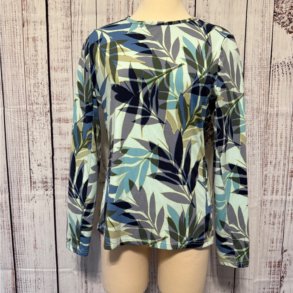 Hang Ten Leaf Sunguard Top‎